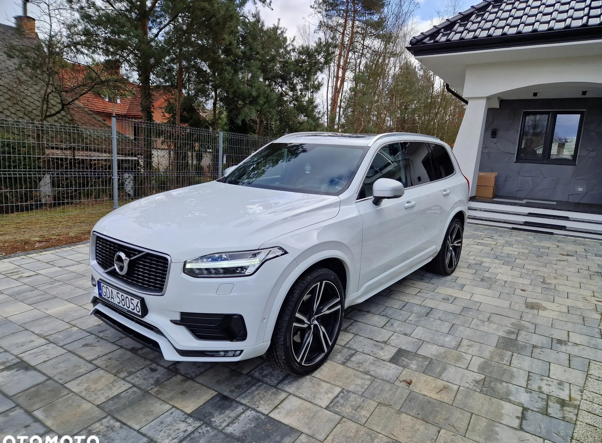Volvo XC 90 cena 189000 przebieg: 99000, rok produkcji 2017 z Góra Kalwaria małe 154